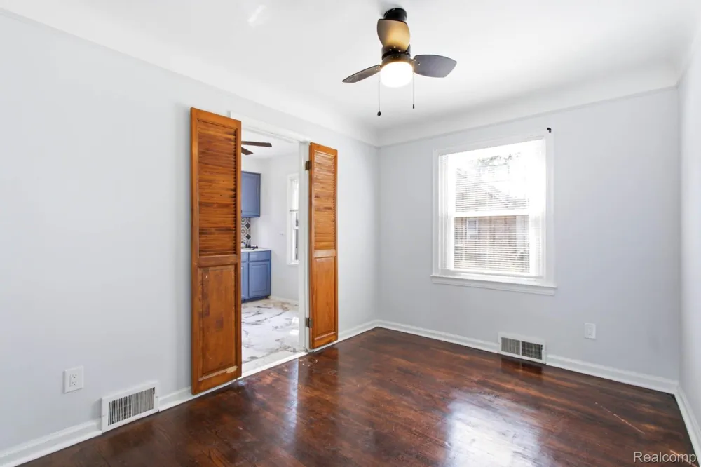 10517 Curtis Street Detroit City, MI 48221