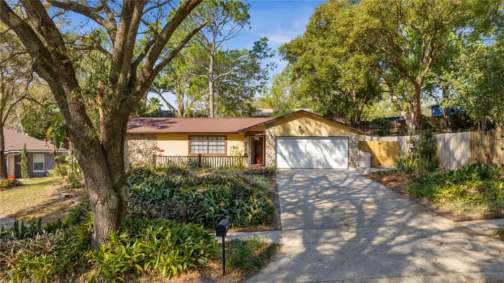 24 BAYRIDGE COURT Apopka, FL 32703