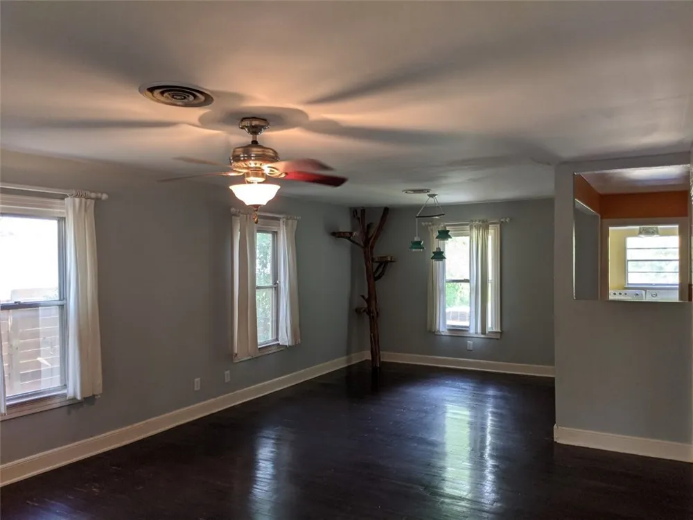 1006 Brentwood Street Austin, TX 78757