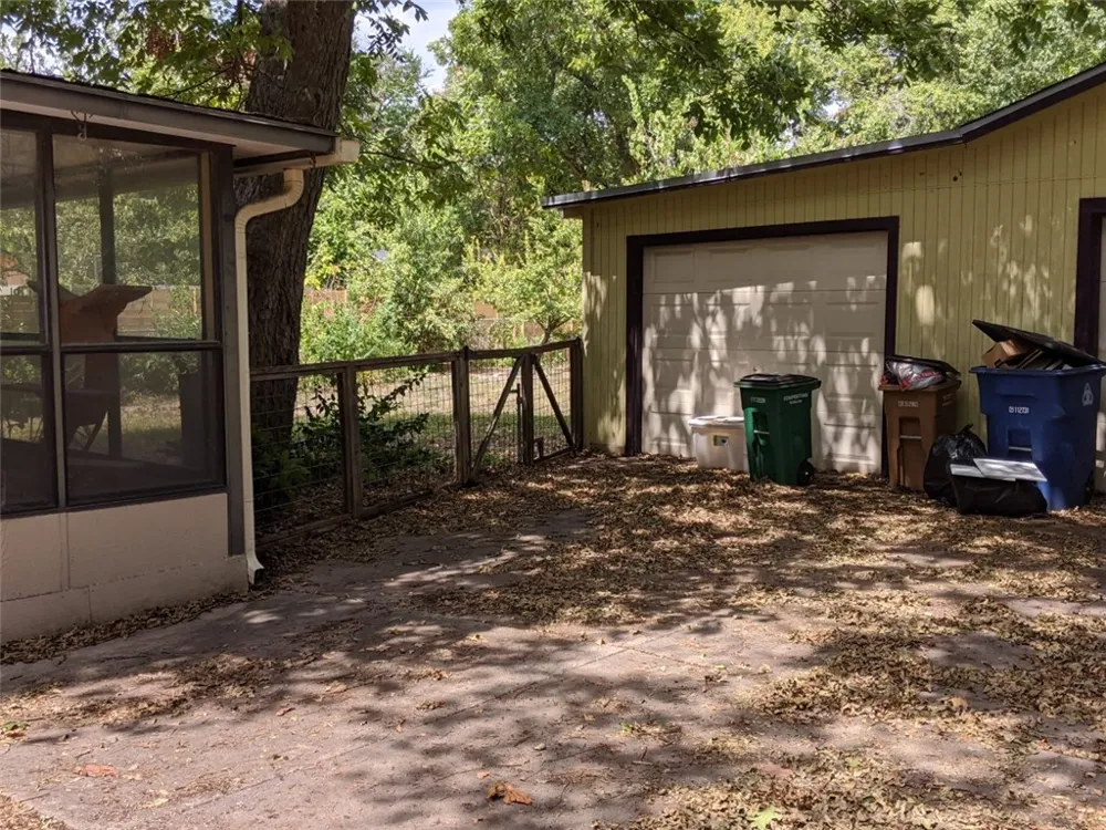 1006 Brentwood Street Austin, TX 78757
