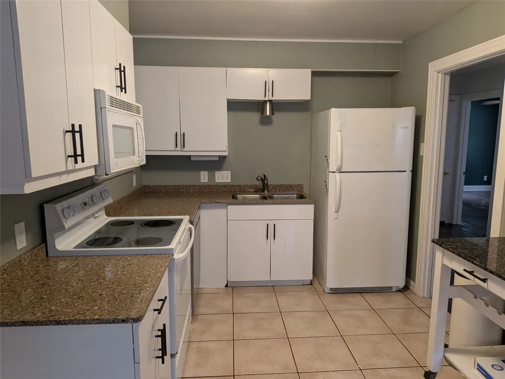 1006 Brentwood Street Austin, TX 78757