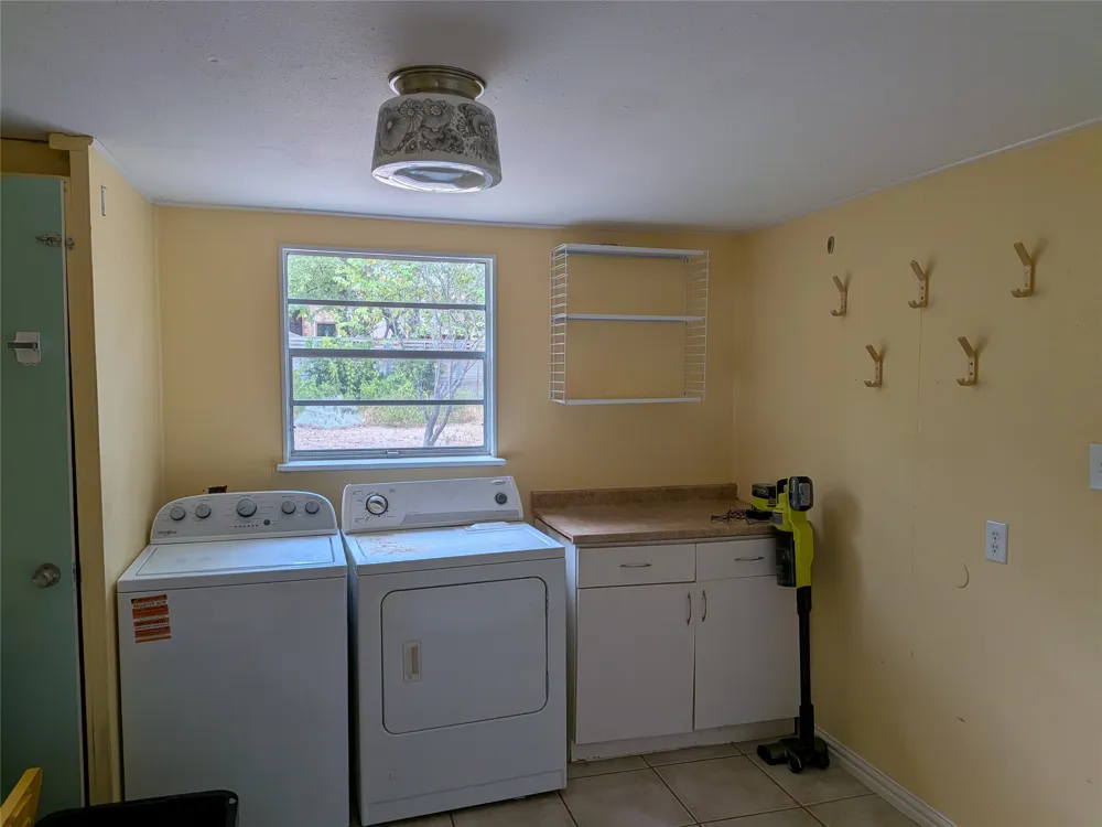 1006 Brentwood Street Austin, TX 78757
