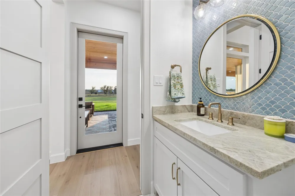 3594 Astin Court Brenham, TX 77426