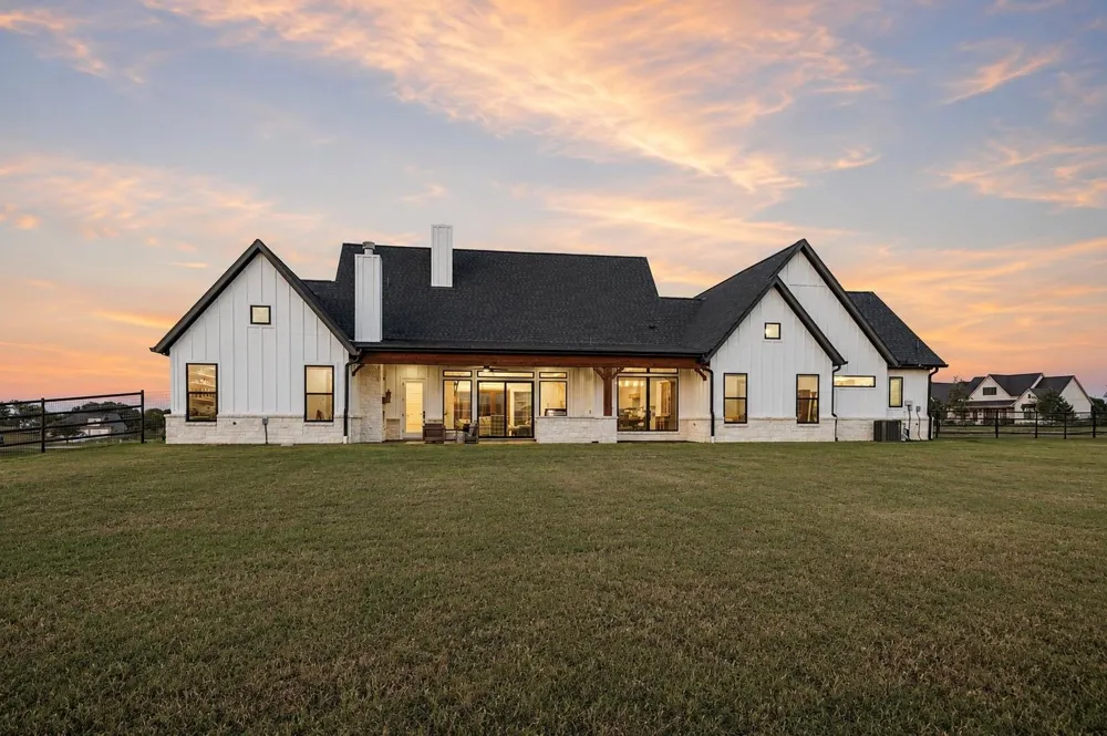 3594 Astin Court Brenham, TX 77426