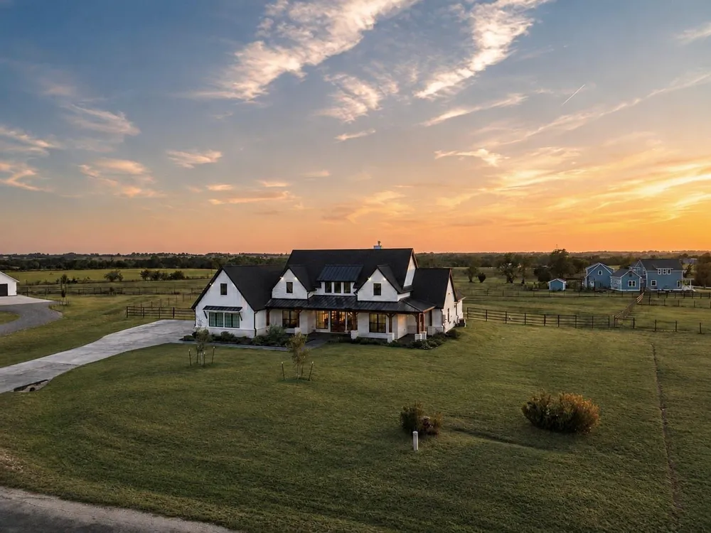 3594 Astin Court Brenham, TX 77426