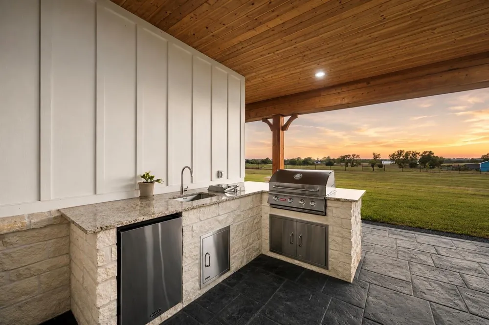 3594 Astin Court Brenham, TX 77426