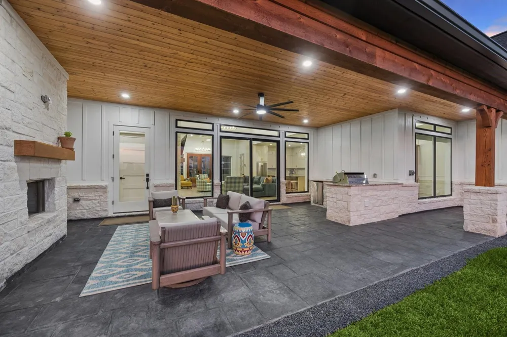 3594 Astin Court Brenham, TX 77426