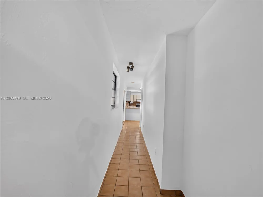 6240 SW 20th Ter Miami, FL 33155