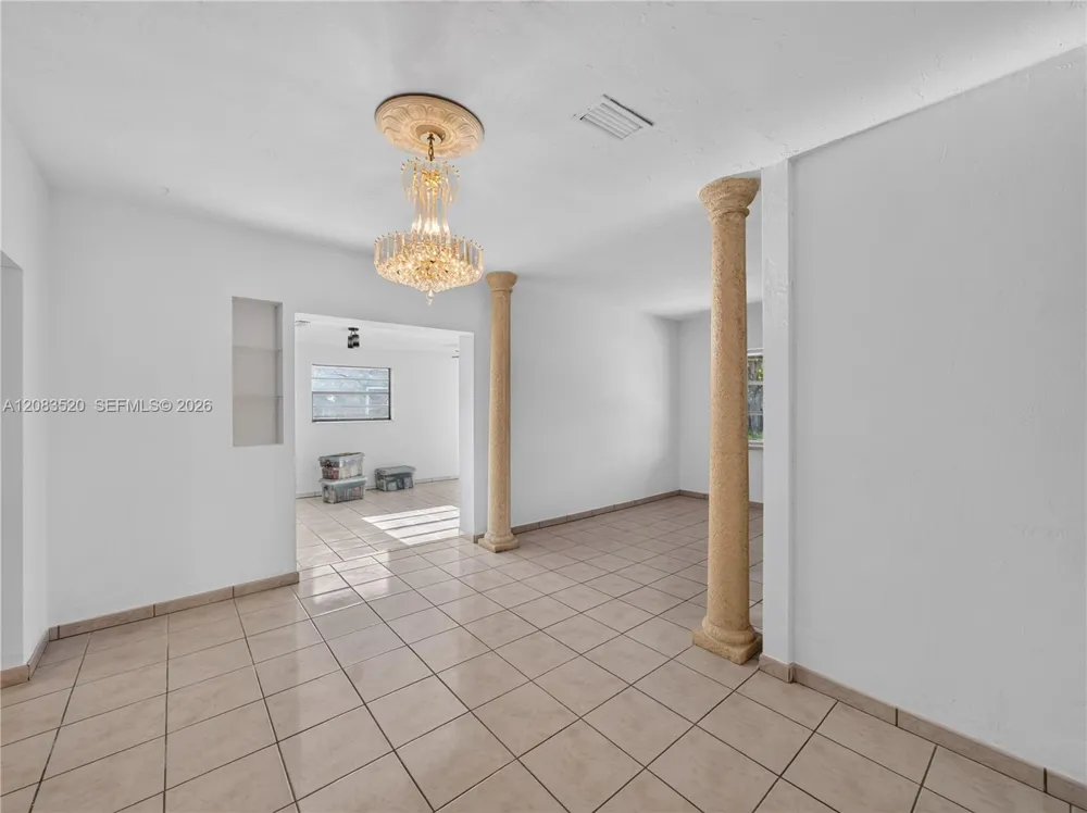 6240 SW 20th Ter Miami, FL 33155