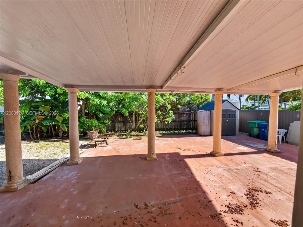 6240 SW 20th Ter Miami, FL 33155