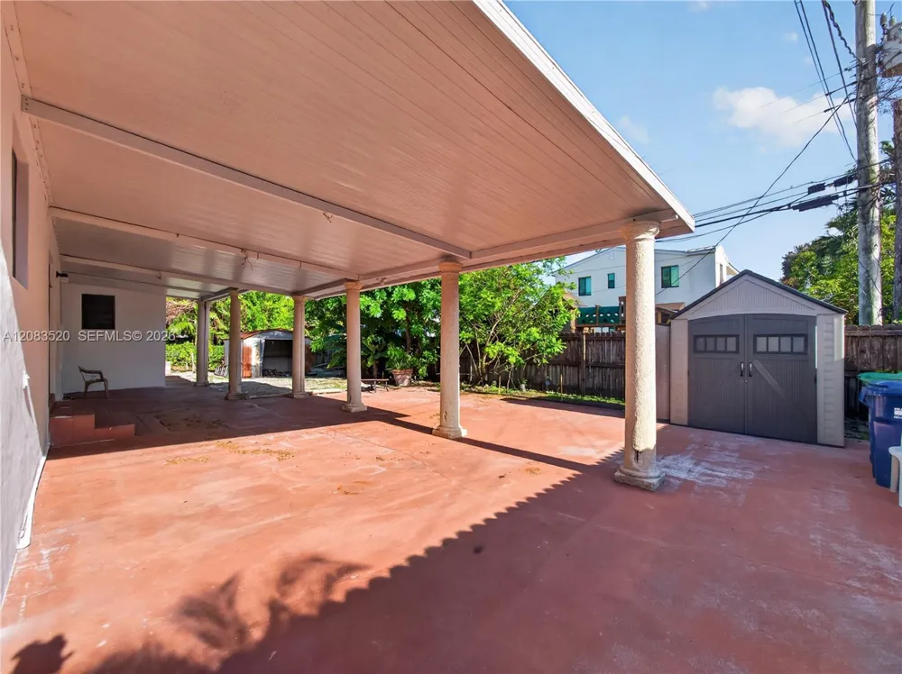 6240 SW 20th Ter Miami, FL 33155