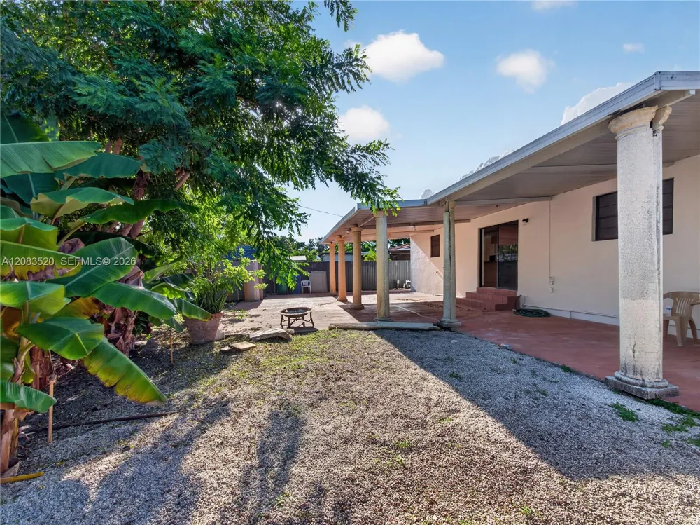 6240 SW 20th Ter Miami, FL 33155