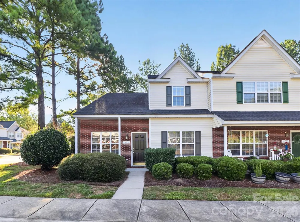 1712 Pergola Place Charlotte, NC 28213
