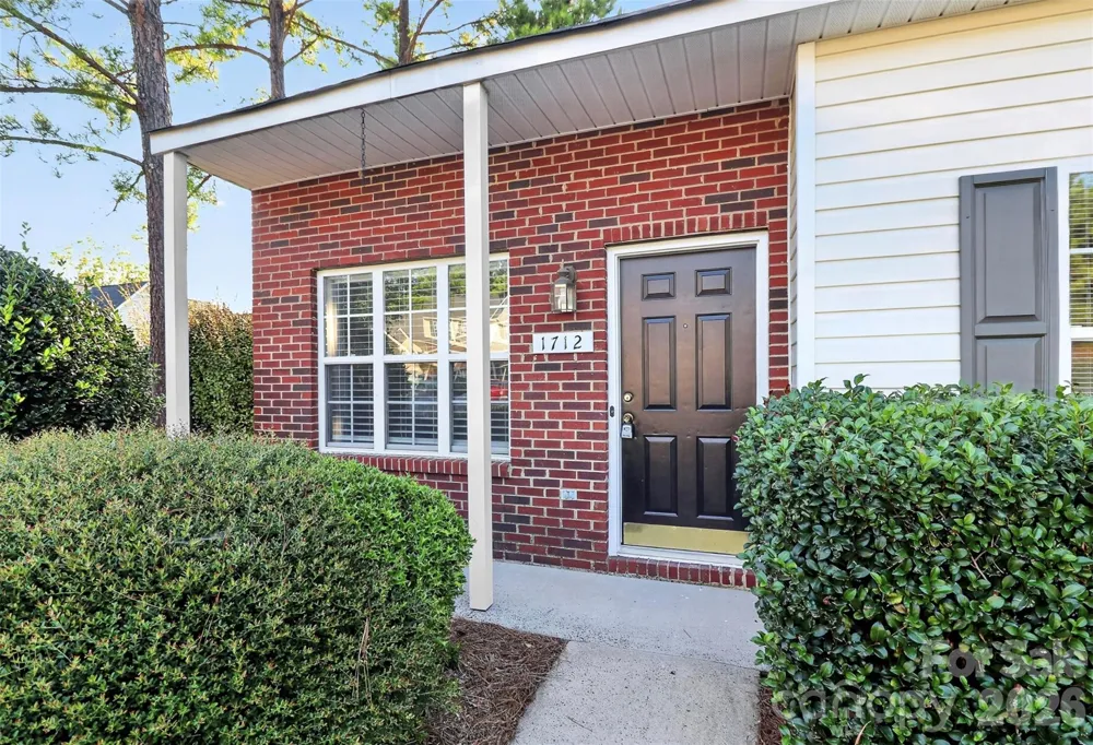 1712 Pergola Place Charlotte, NC 28213