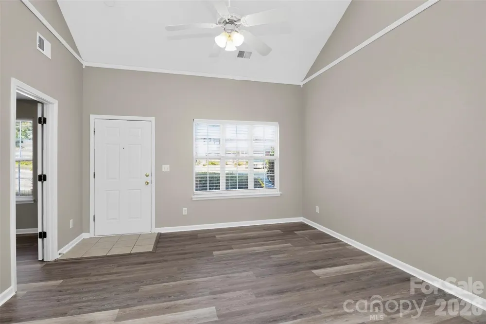 1712 Pergola Place Charlotte, NC 28213
