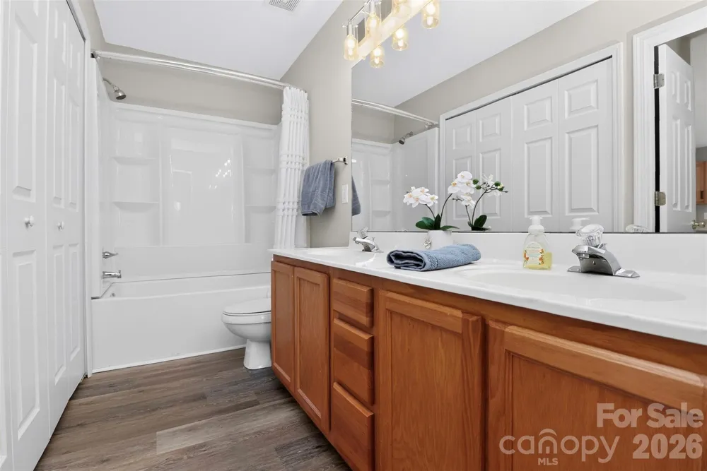 1712 Pergola Place Charlotte, NC 28213