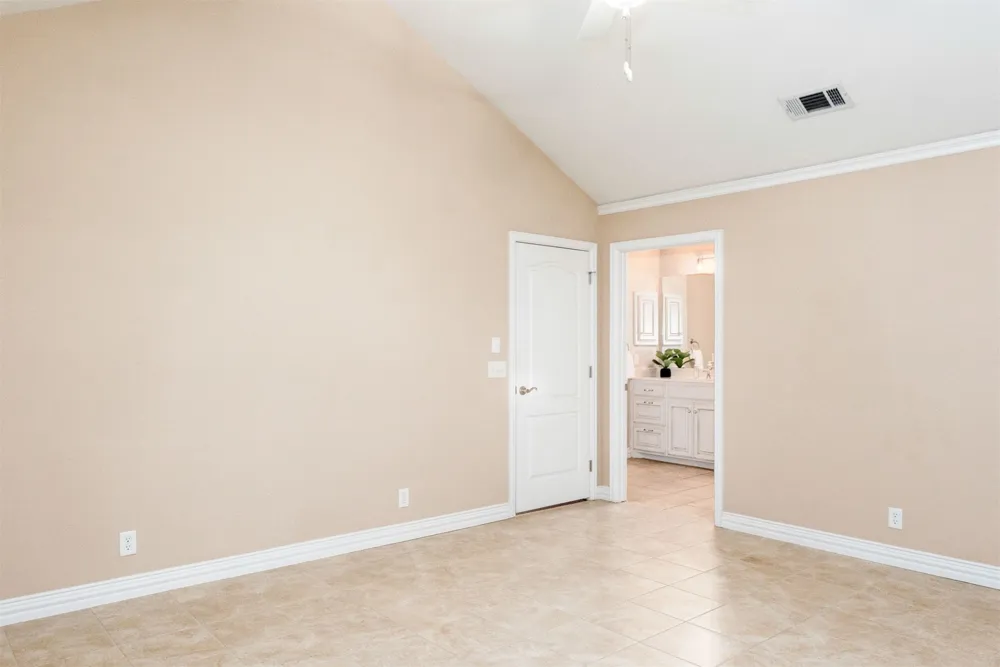 3241 Rosemeade Drive #2010 Fort Worth, TX 76116