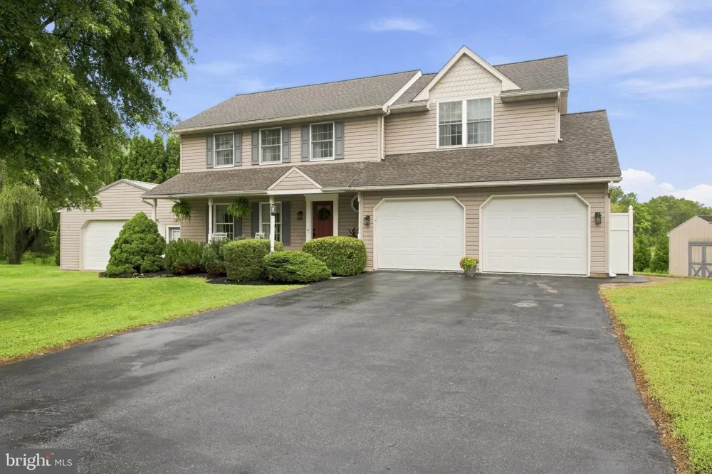 1317 TIMOTHY DRIVE Landisville, PA 17538