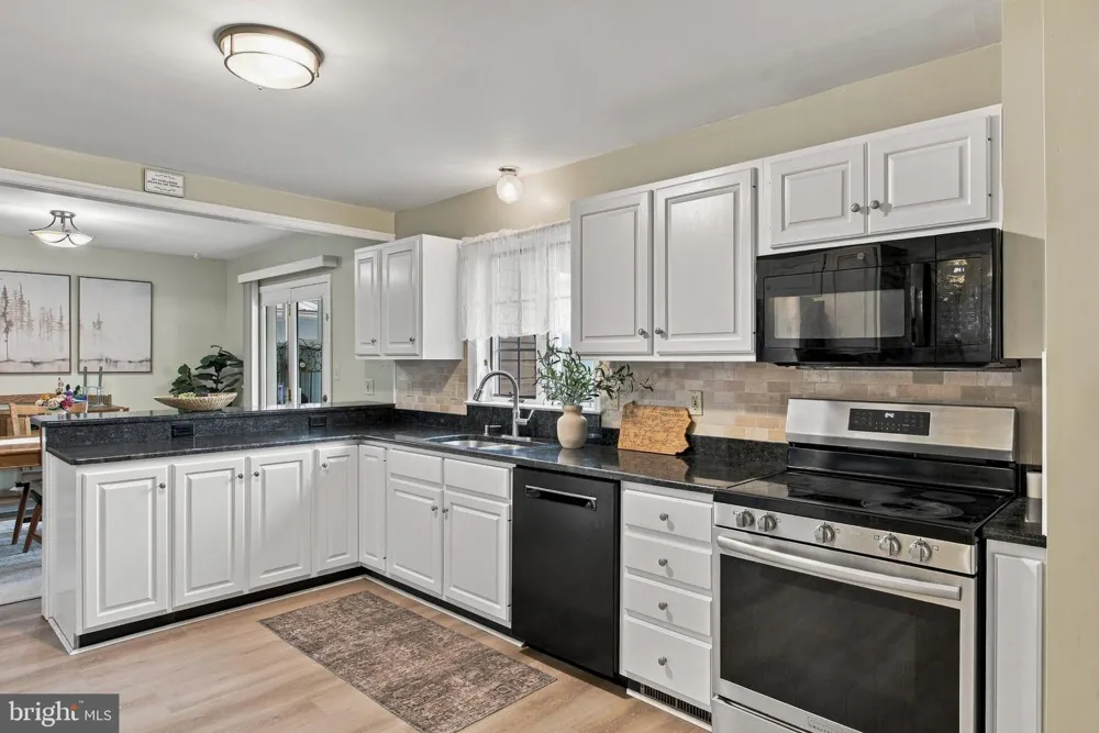 1317 TIMOTHY DRIVE Landisville, PA 17538
