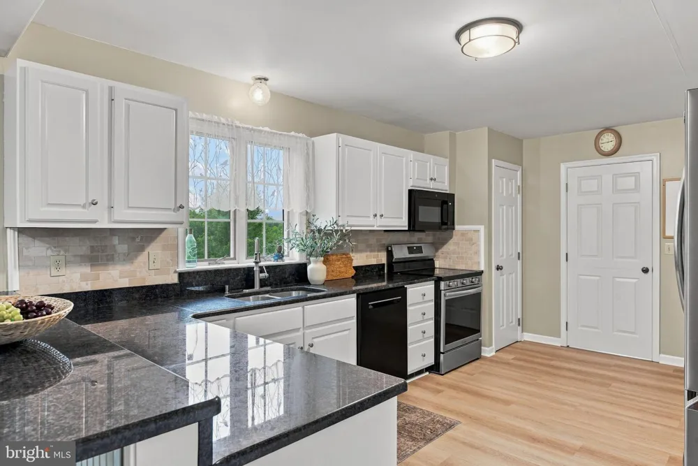 1317 TIMOTHY DRIVE Landisville, PA 17538