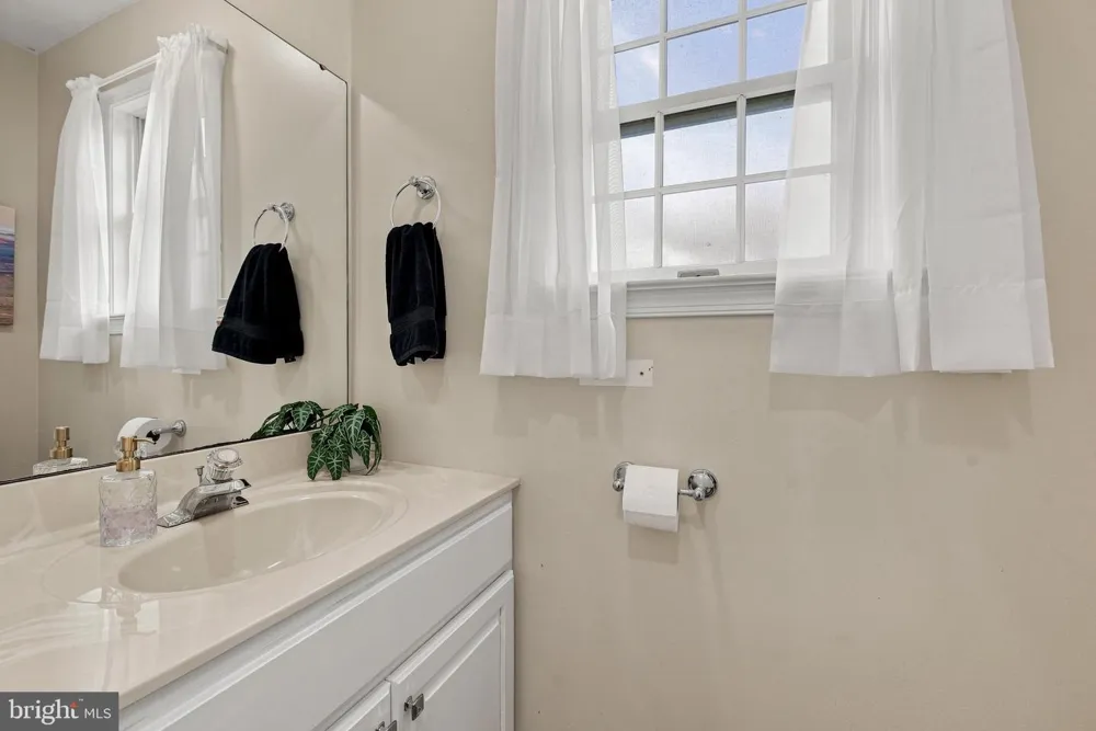 1317 TIMOTHY DRIVE Landisville, PA 17538