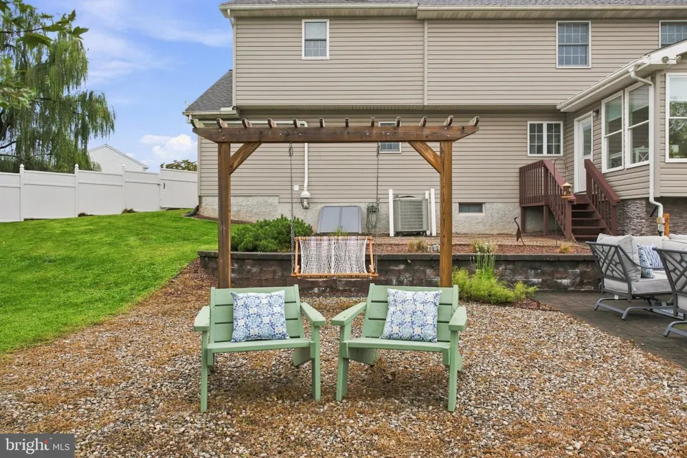 1317 TIMOTHY DRIVE Landisville, PA 17538