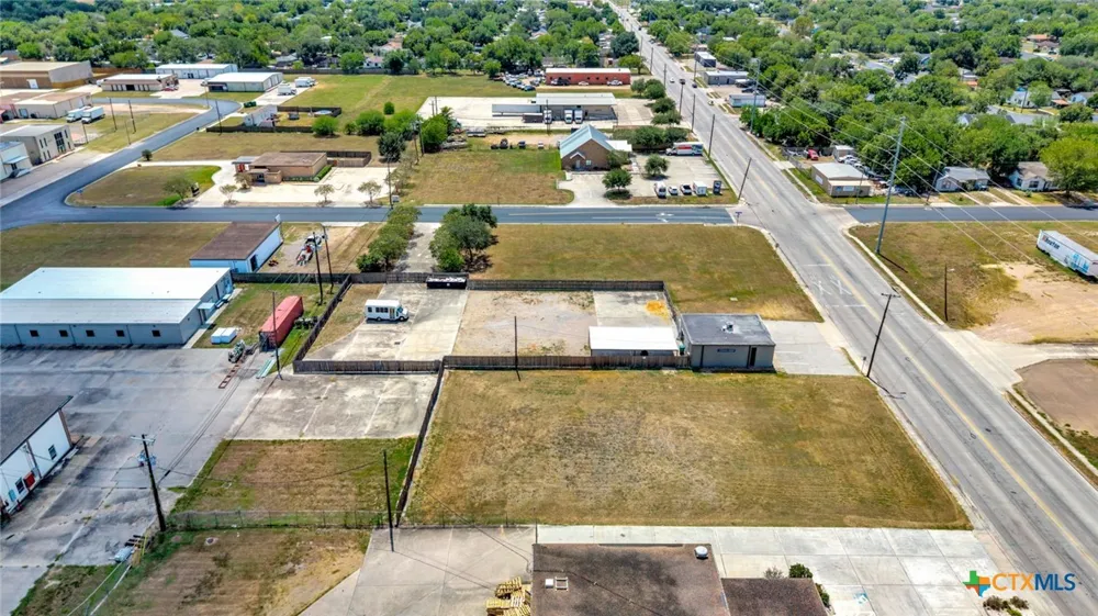 1508 Ben Jordan Street Victoria, TX 77901
