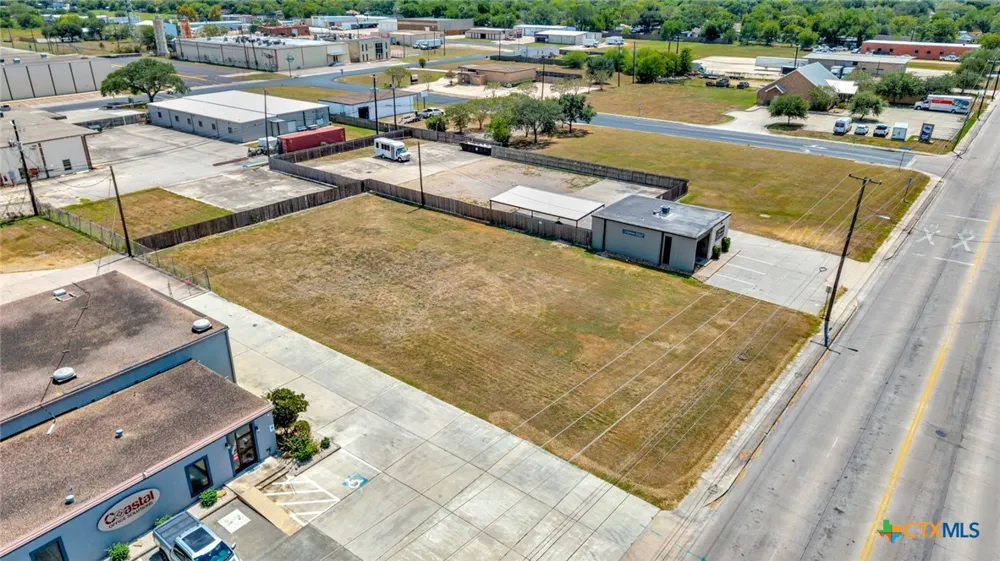 1508 Ben Jordan Street Victoria, TX 77901