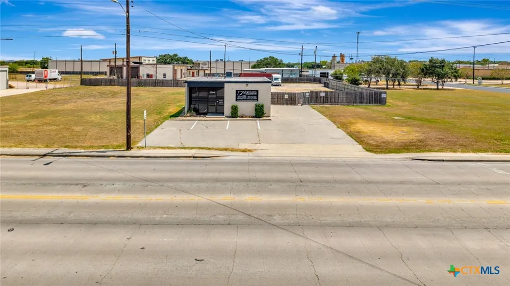 1508 Ben Jordan Street Victoria, TX 77901