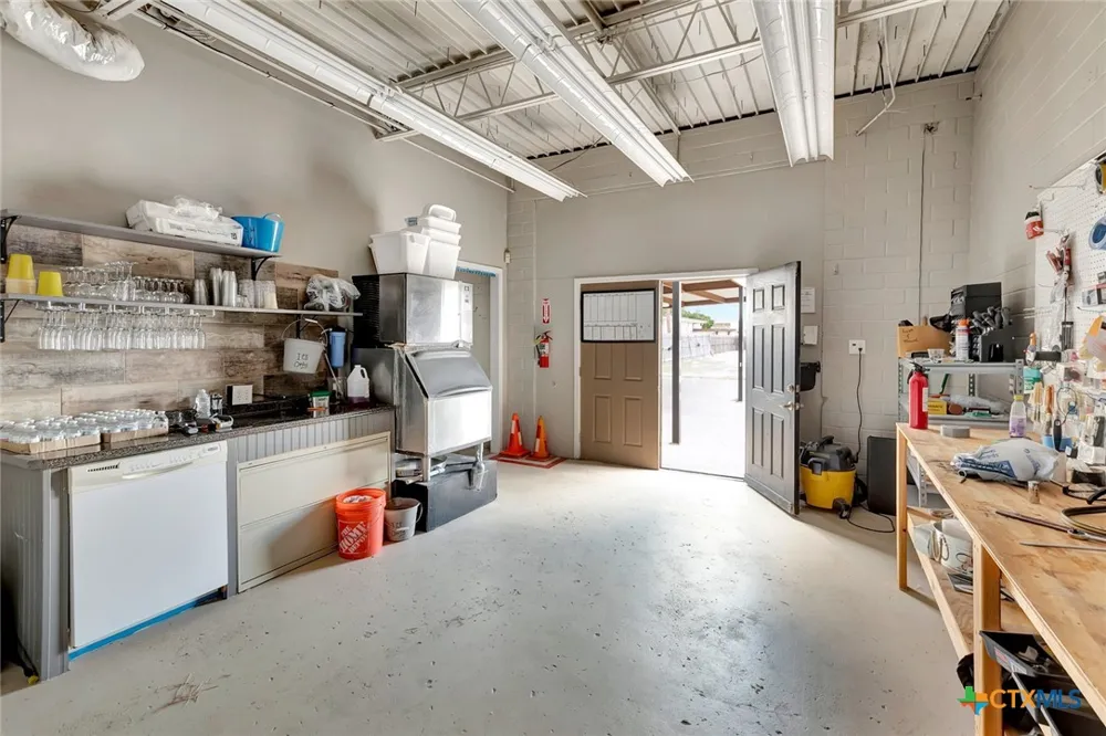 1508 Ben Jordan Street Victoria, TX 77901