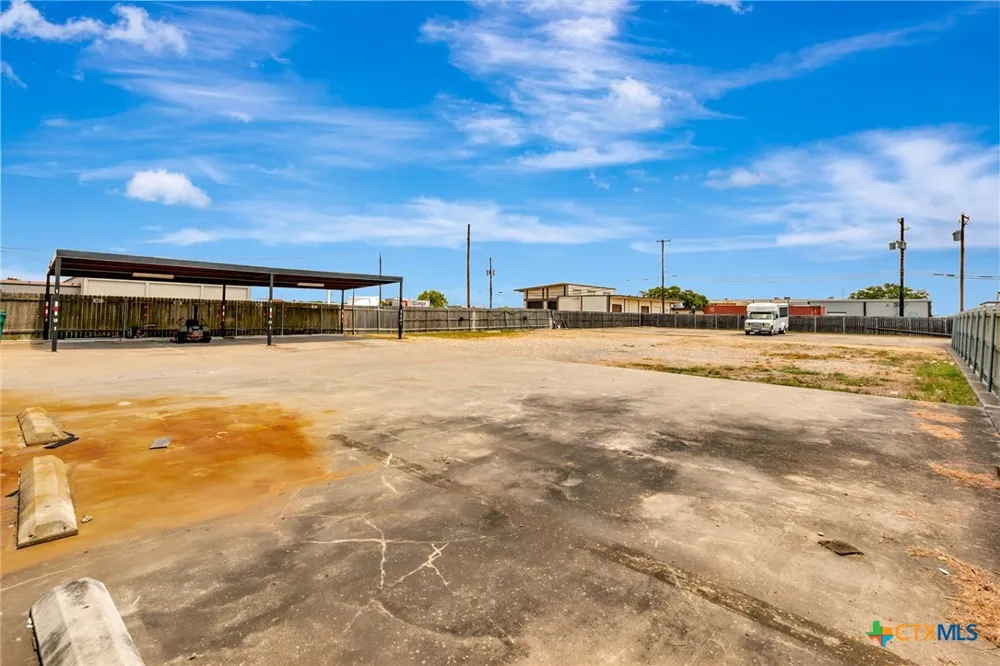 1508 Ben Jordan Street Victoria, TX 77901