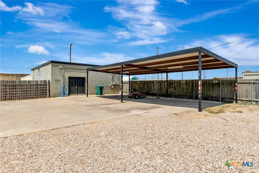 1508 Ben Jordan Street Victoria, TX 77901