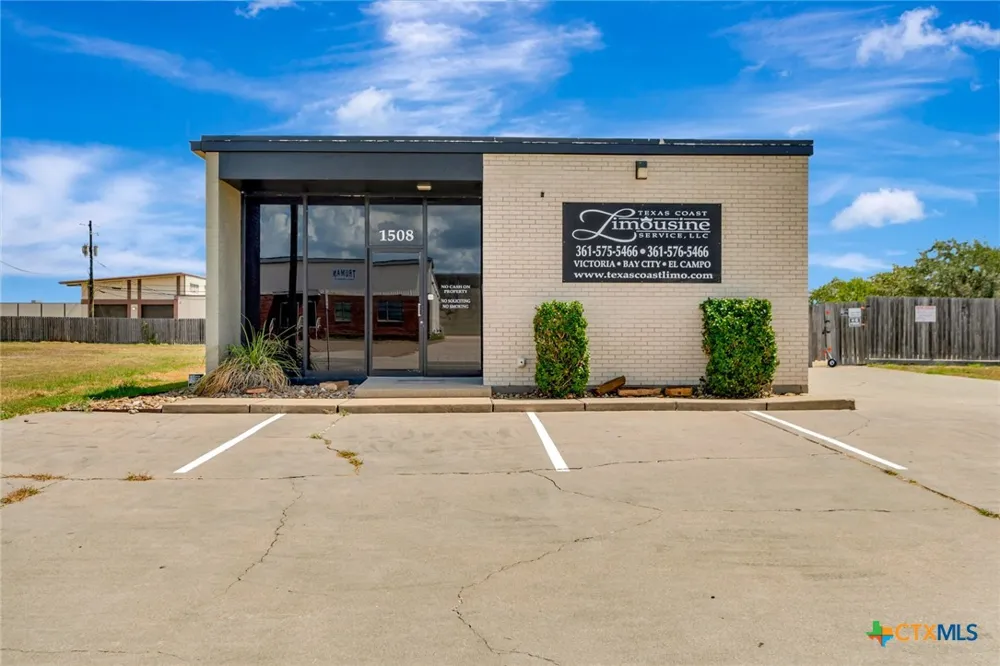 1508 Ben Jordan Street Victoria, TX 77901