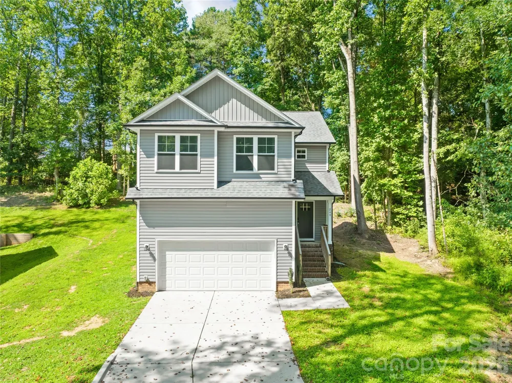 240 Valleybrook Lane Troutman, NC 28166