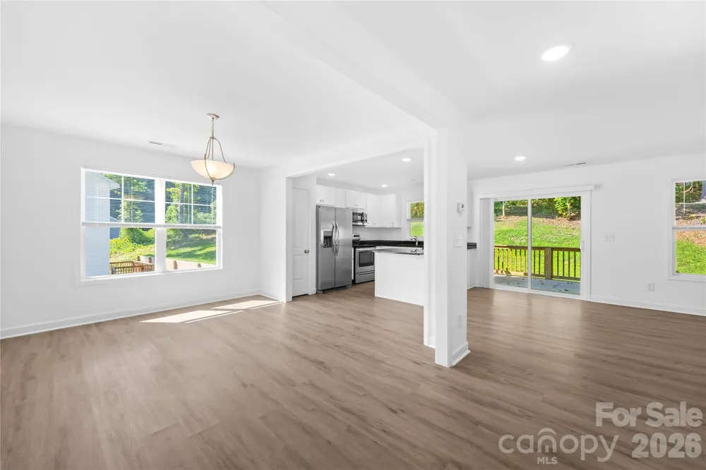 240 Valleybrook Lane Troutman, NC 28166