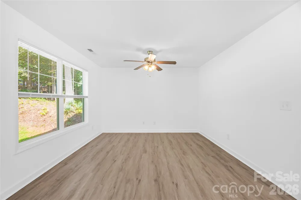 240 Valleybrook Lane Troutman, NC 28166