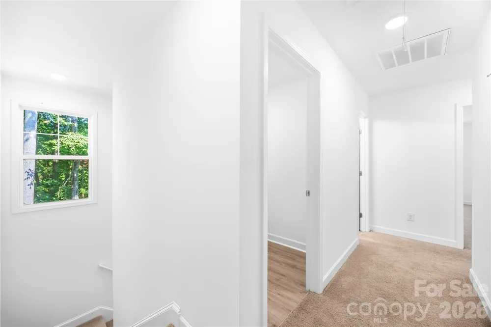 240 Valleybrook Lane Troutman, NC 28166