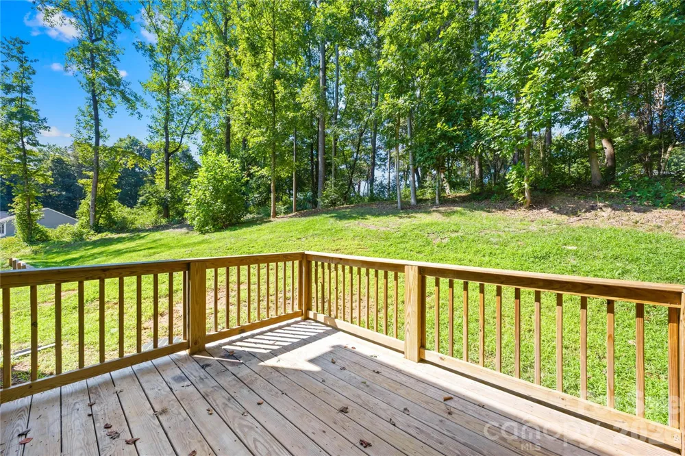 240 Valleybrook Lane Troutman, NC 28166
