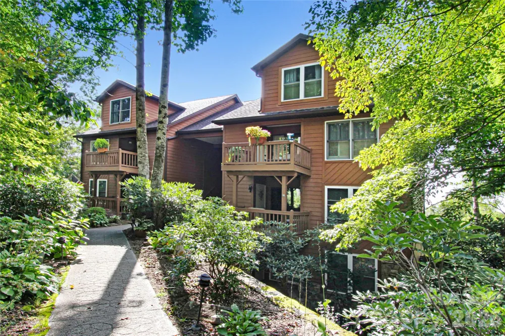 97 Toxaway Views Drive #704 Lake Toxaway, NC 28747