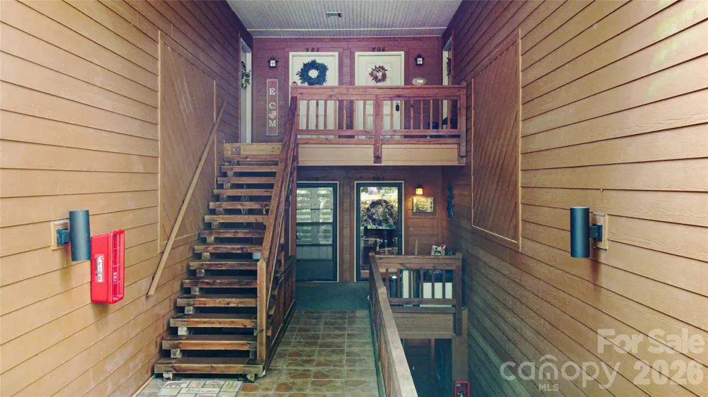 97 Toxaway Views Drive #704 Lake Toxaway, NC 28747