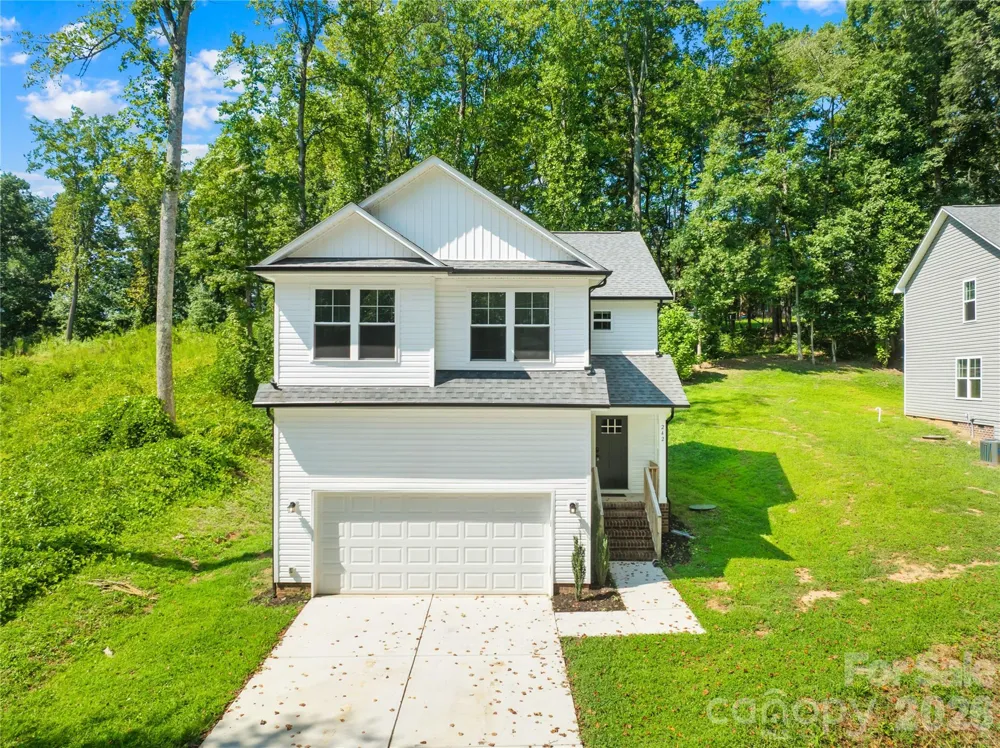 242 Valleybrook Lane Troutman, NC 28166