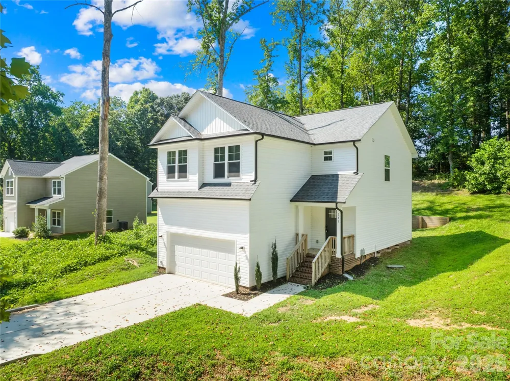 242 Valleybrook Lane Troutman, NC 28166
