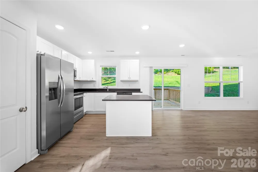 242 Valleybrook Lane Troutman, NC 28166