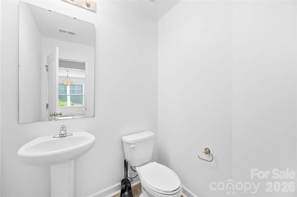 242 Valleybrook Lane Troutman, NC 28166