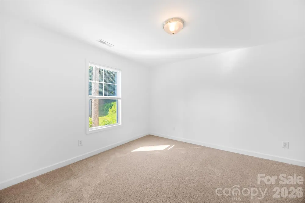 242 Valleybrook Lane Troutman, NC 28166