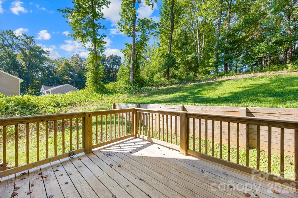 242 Valleybrook Lane Troutman, NC 28166