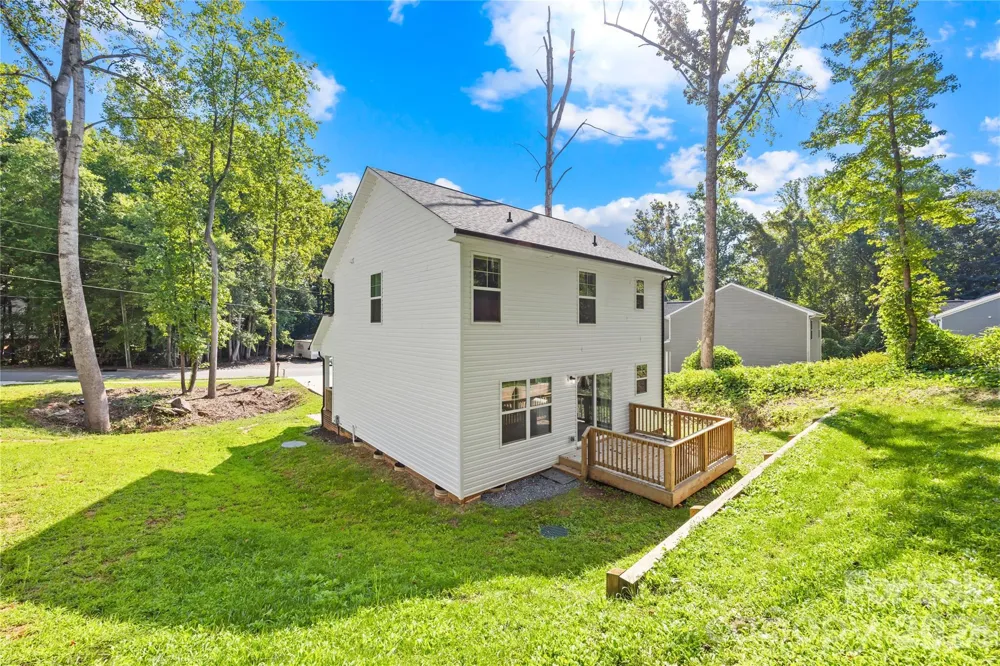 242 Valleybrook Lane Troutman, NC 28166
