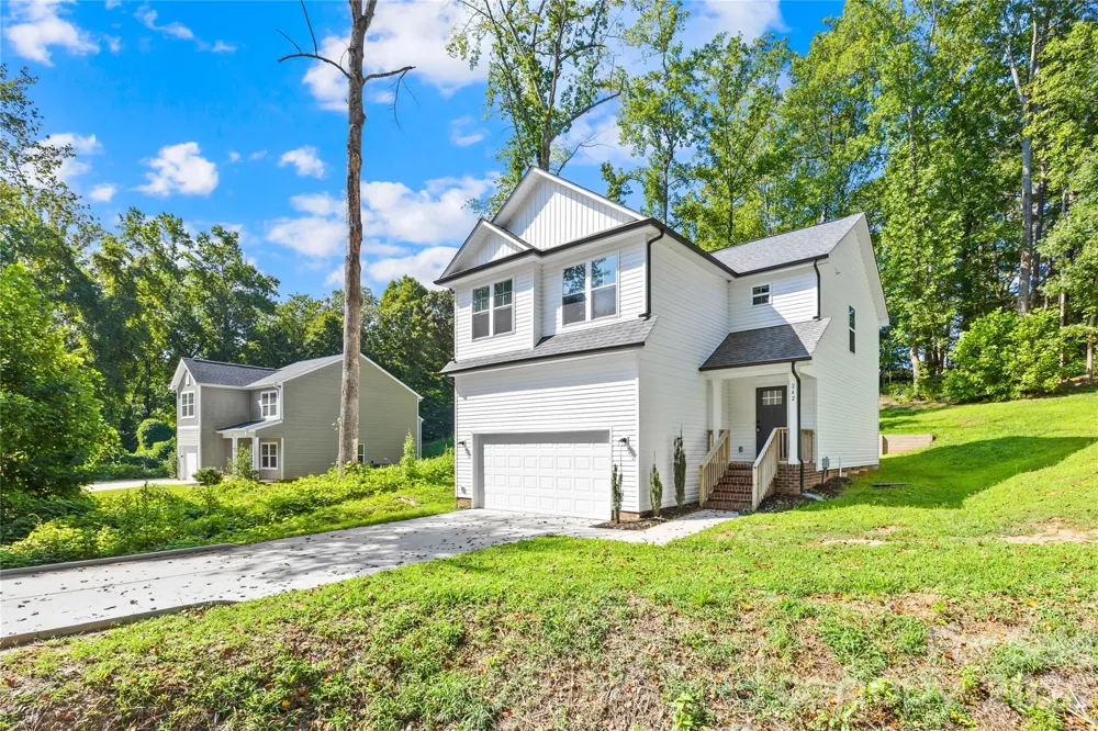 242 Valleybrook Lane Troutman, NC 28166