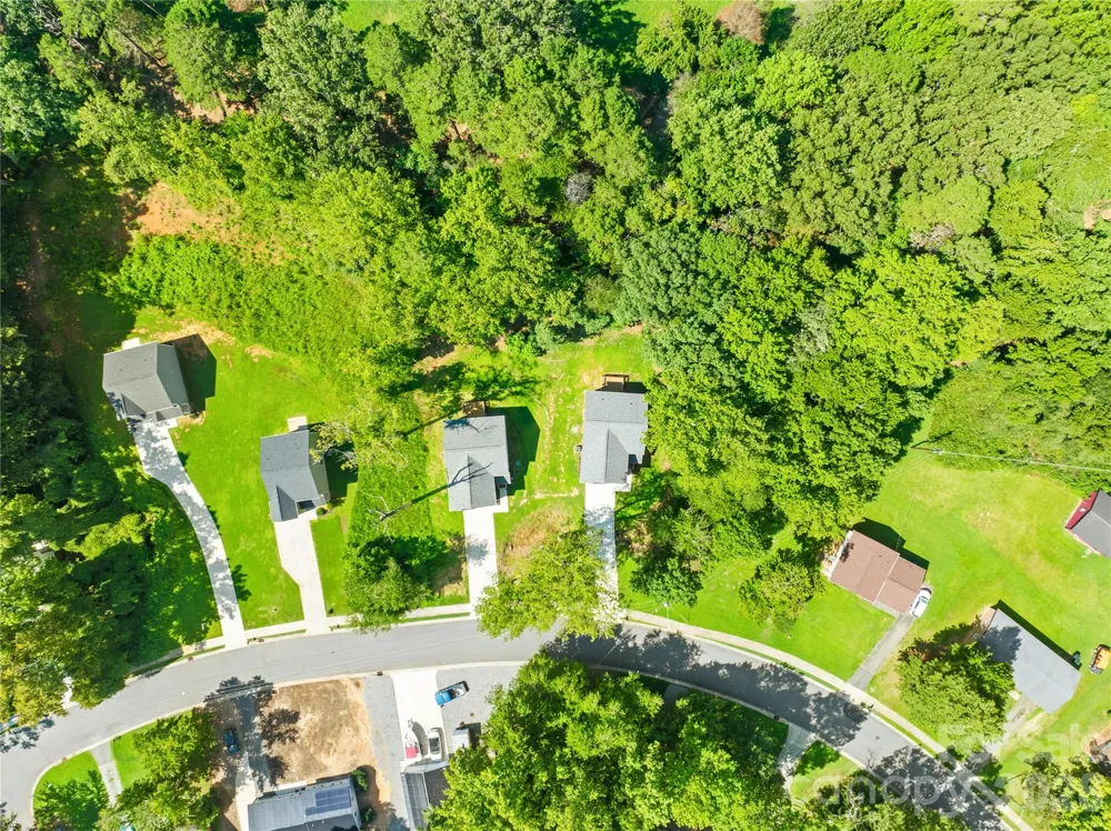 242 Valleybrook Lane Troutman, NC 28166