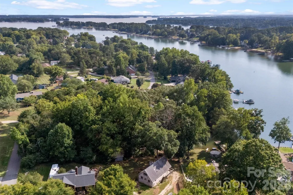 131 Baywatch Drive Mooresville, NC 28117